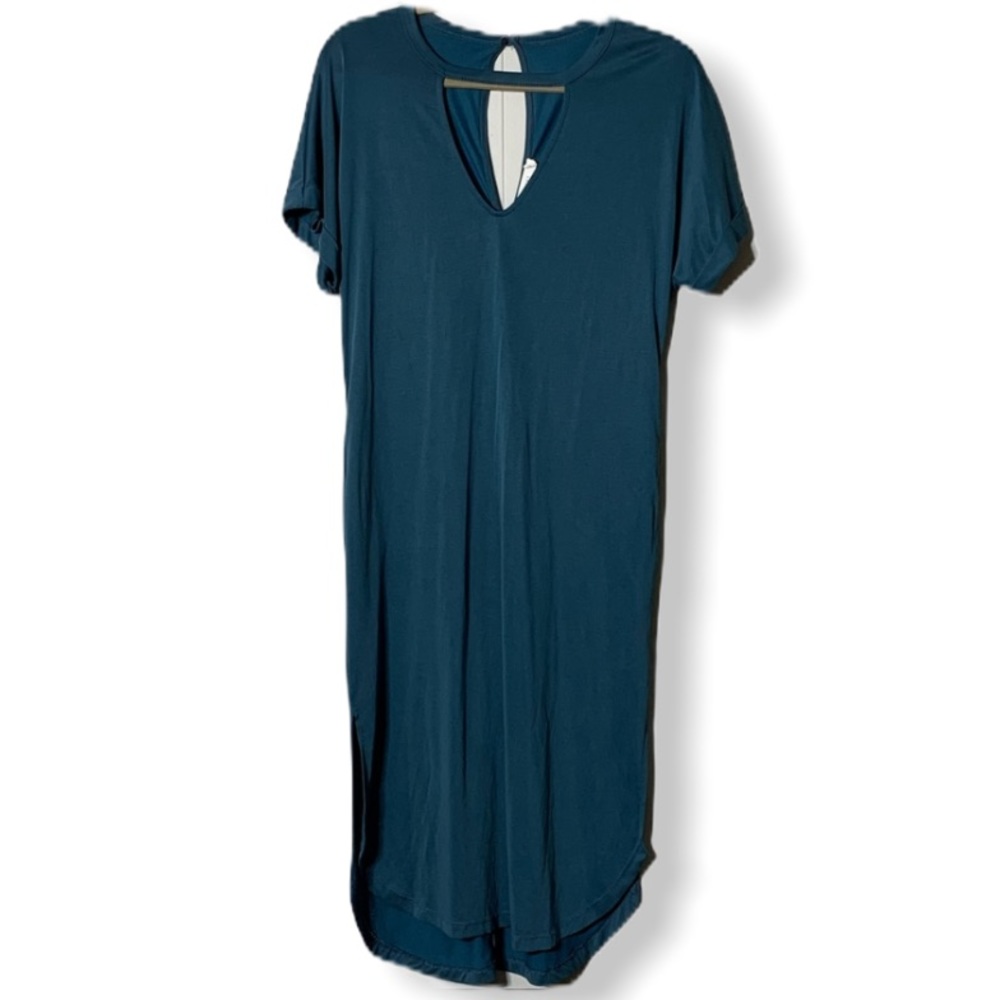 Lush T-Shirt Dress Keyhole Back